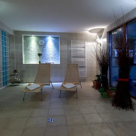 Wellness Vyhlidka 4* Náchod