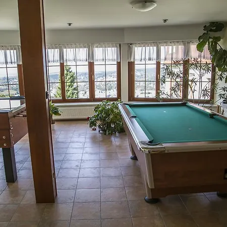 Wellness Vyhlidka Hotel 4*