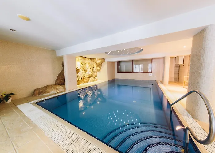 Hotel Wellness Vyhlidka 4*