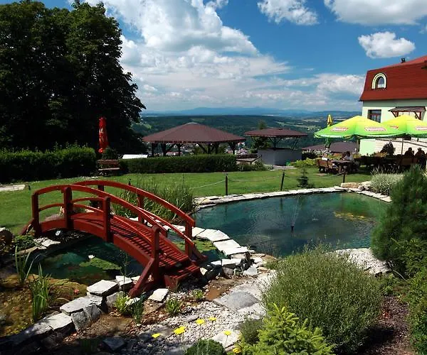 Hotel Wellness Vyhlidka 4*